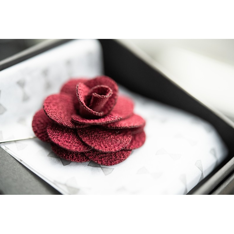 Giftbox Solid Hankie & Lapel Pin